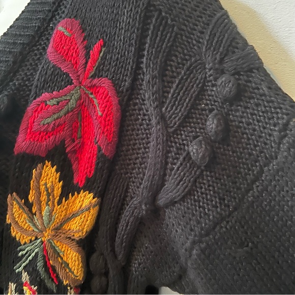 Vintage Fall autumn black cardigan knit size Medium - Picture 8 of 10